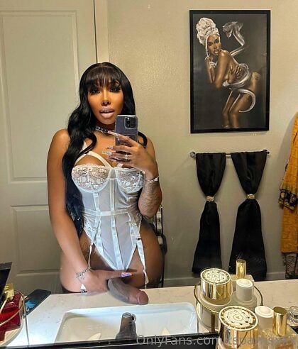 Shay Barbie contre Parris (Even). Qui vas-tu choisir d'épouser ?