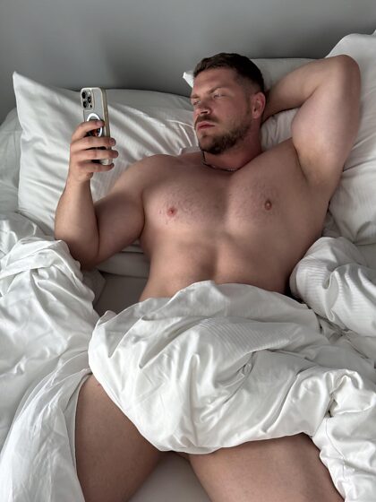 Frère, donne-moi quelques conseils pour moins faire défiler mon téléphone le matin.