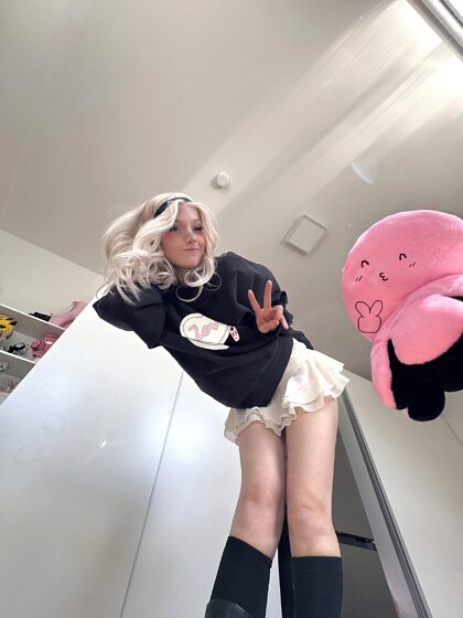 Өте жас письки фотосуреттері Әйелдердің оргазмының ағуы бар бейне