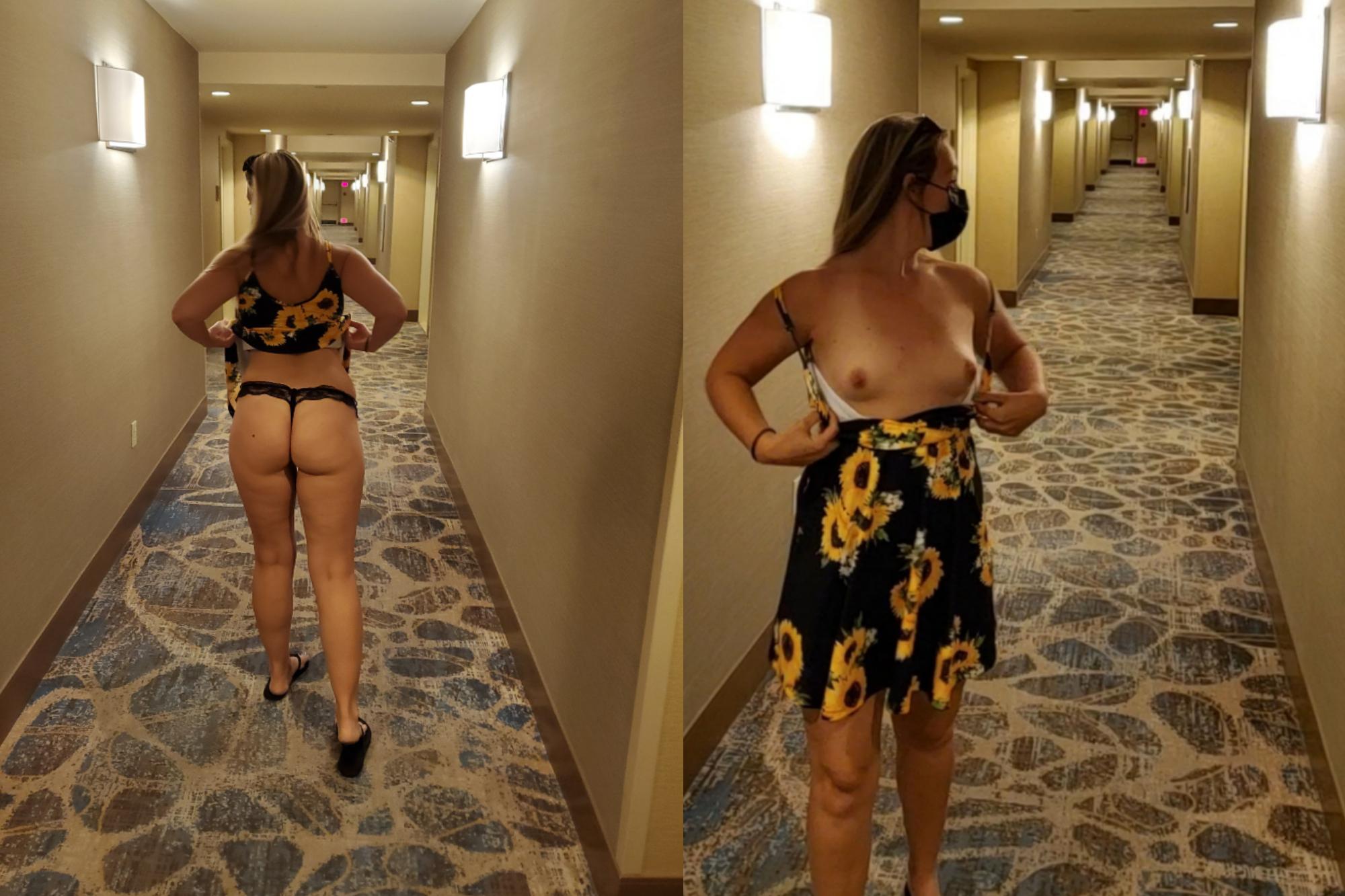 amateur women flashing in hotel hallway