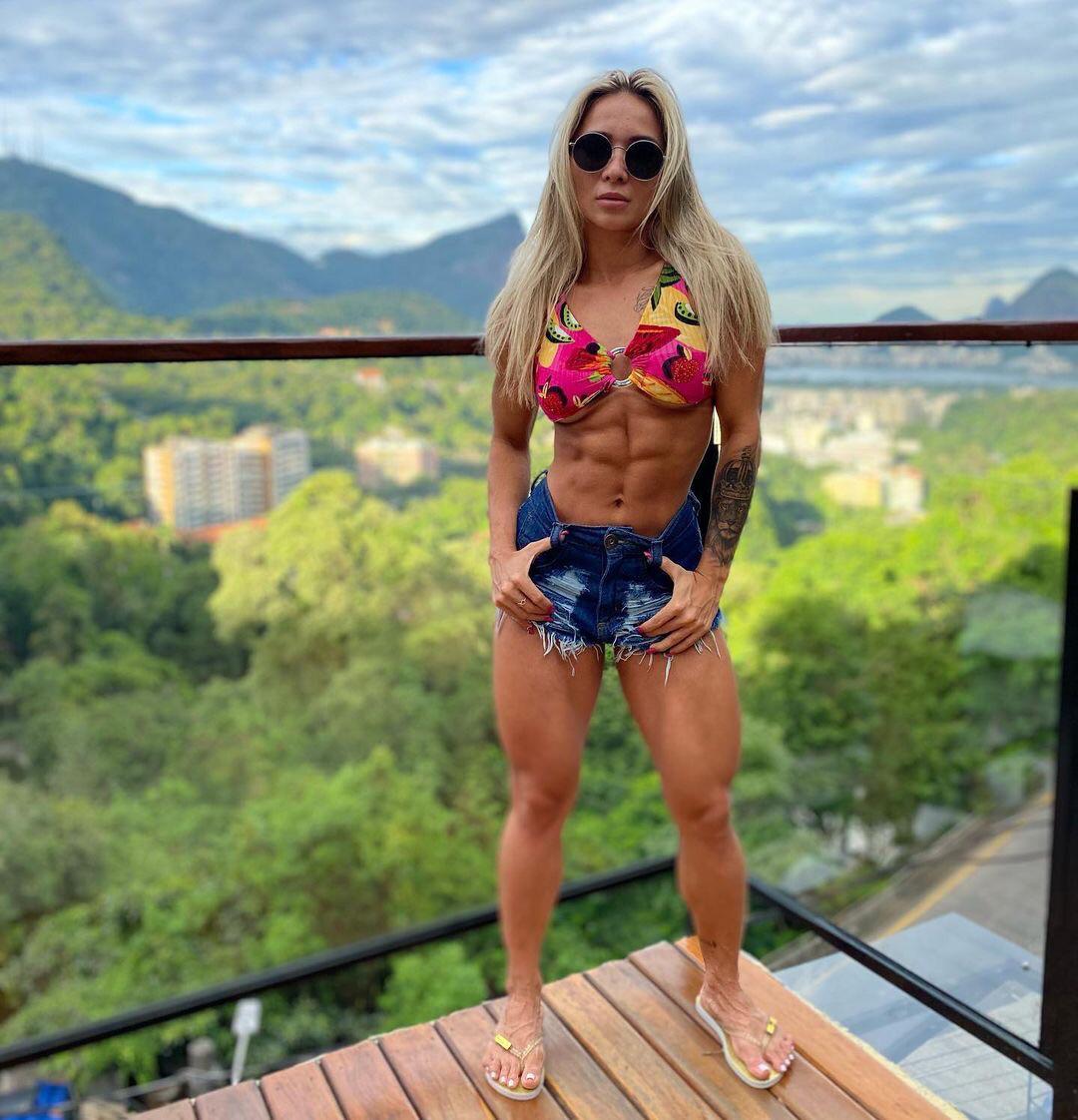 Andreia brazier nude