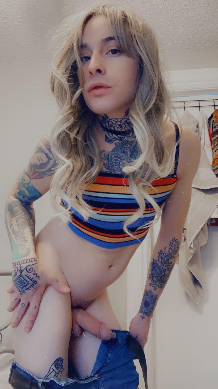 Tattooed trans girl next door ✨ picture