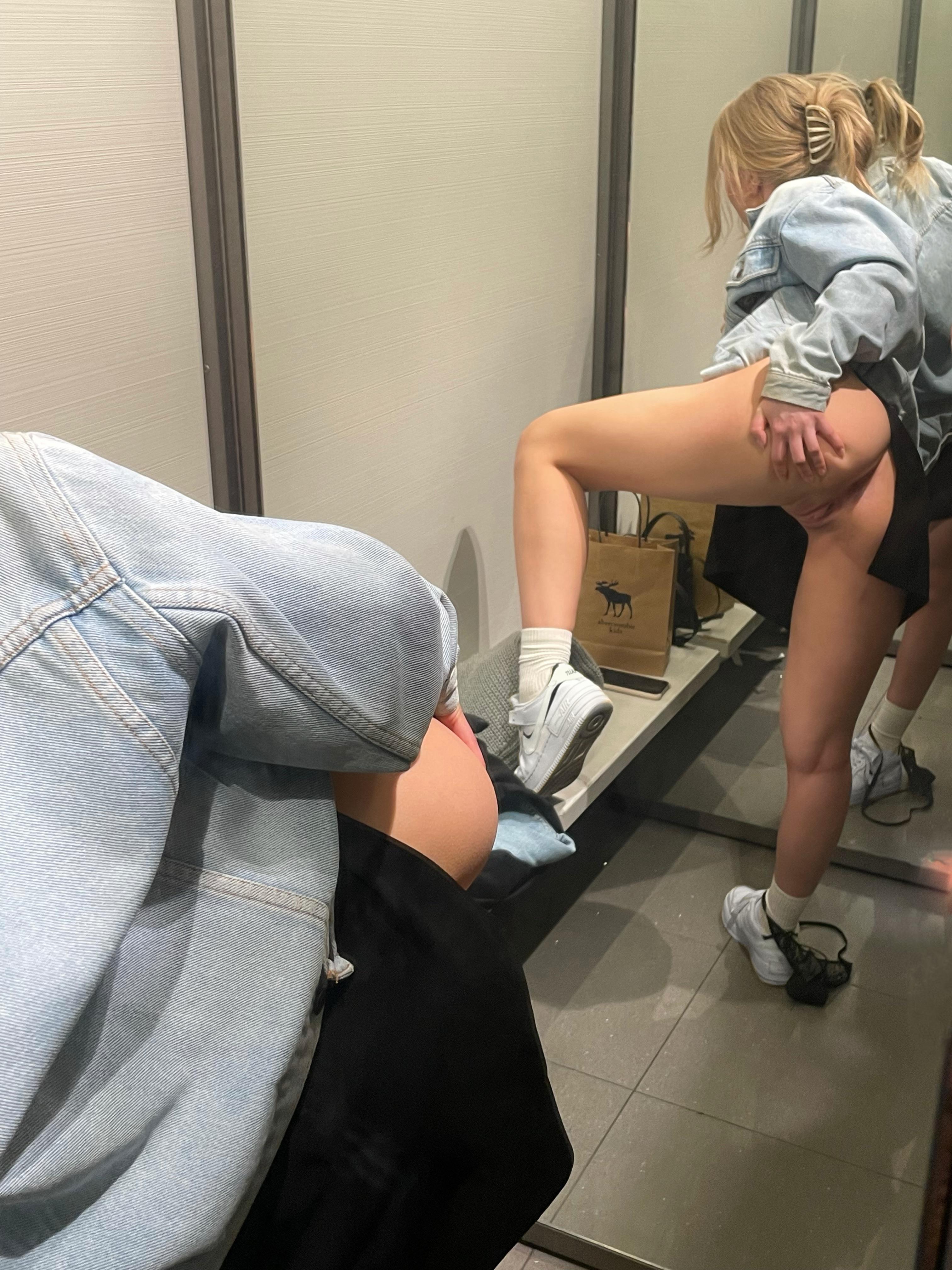 Just fuck me in the fitting room daddy pic