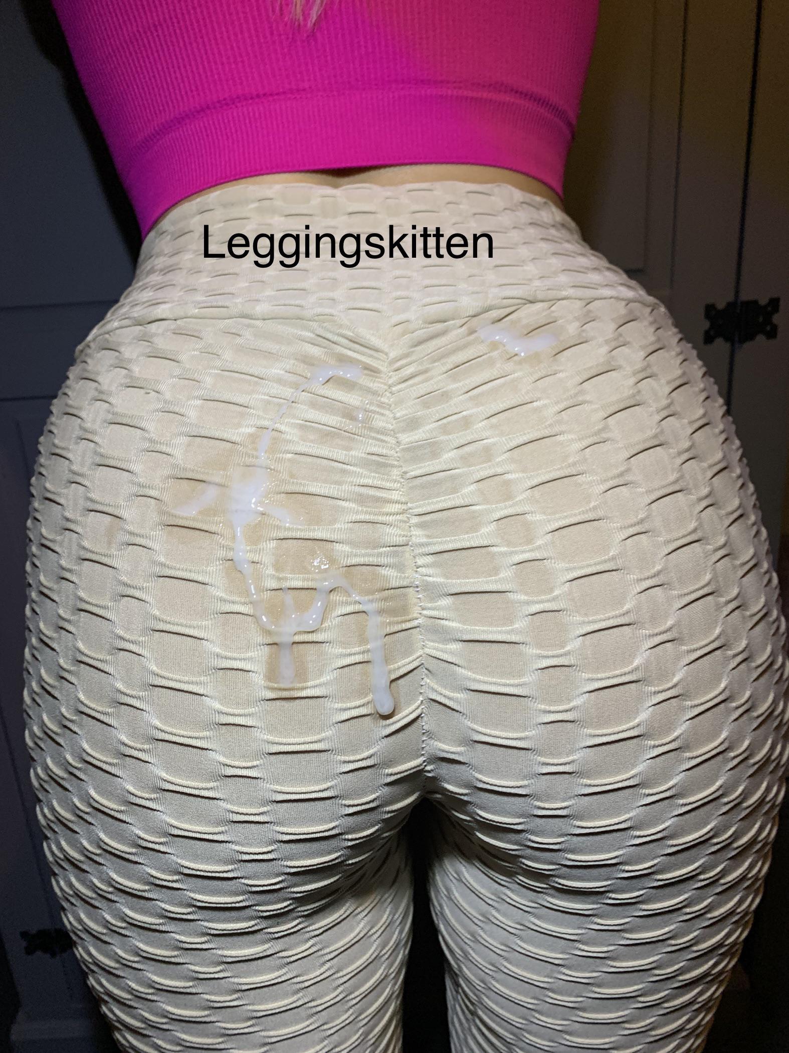 Waffel-Leggings macht ihn aufgeregt Foto Bild