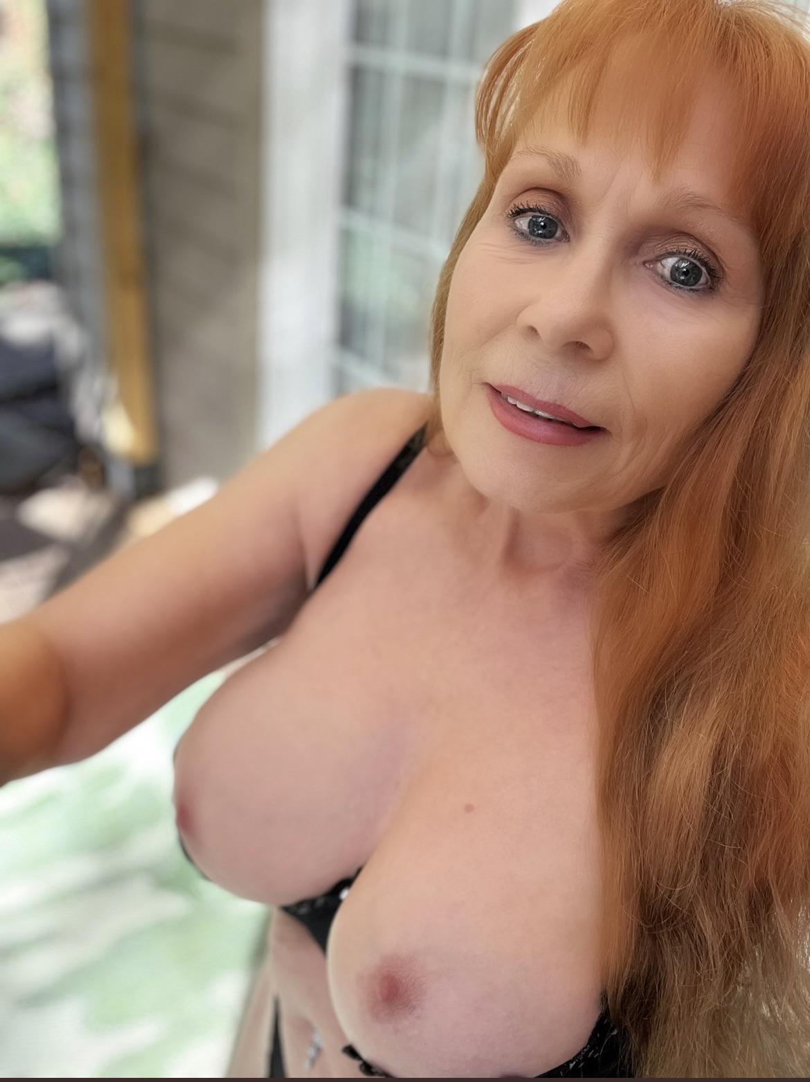 Horny 62 Granny waiting for a baby to cum in me picture pic