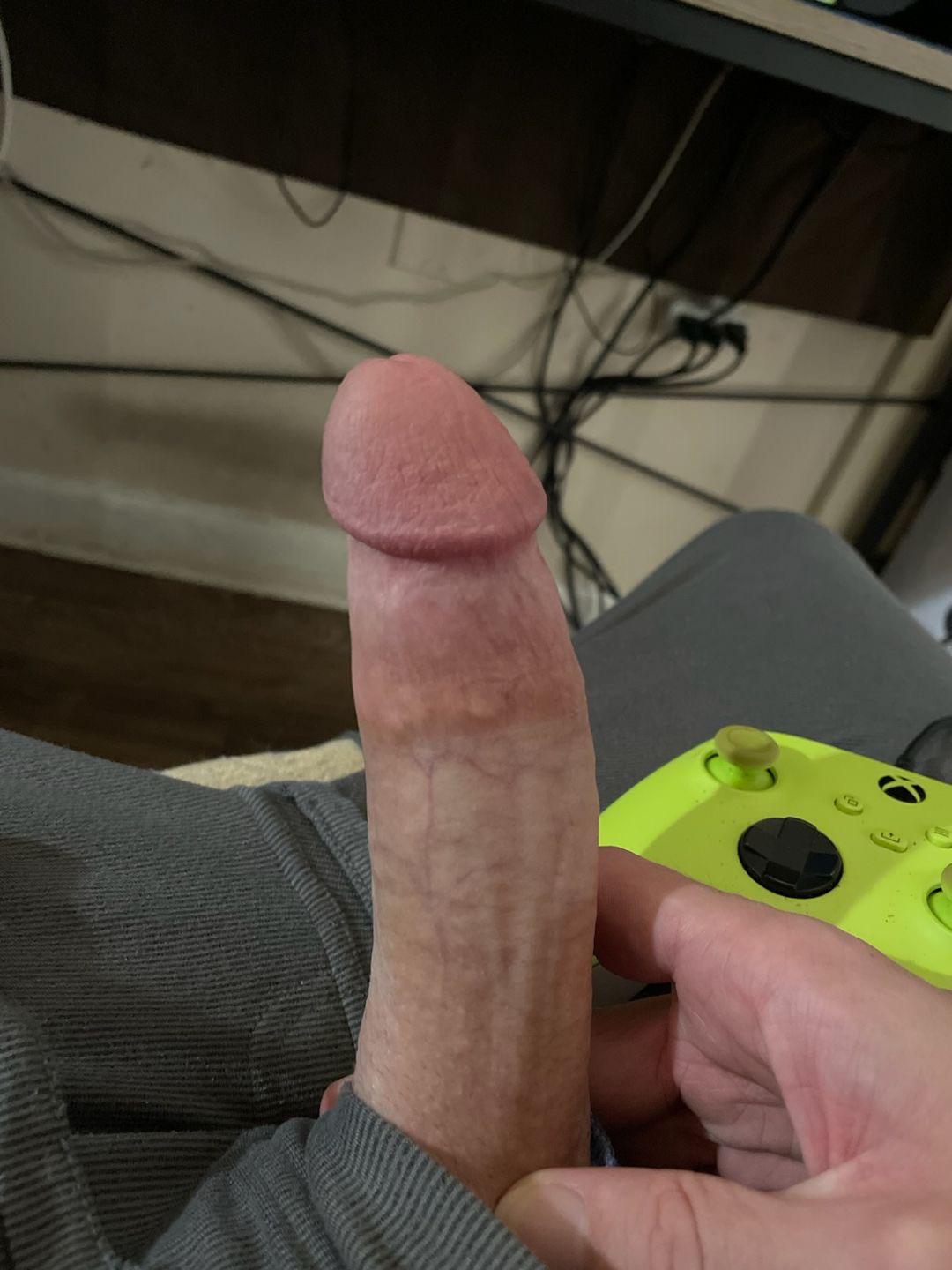 Wife 26f just got done with her bull, she came home and made me use my picture
