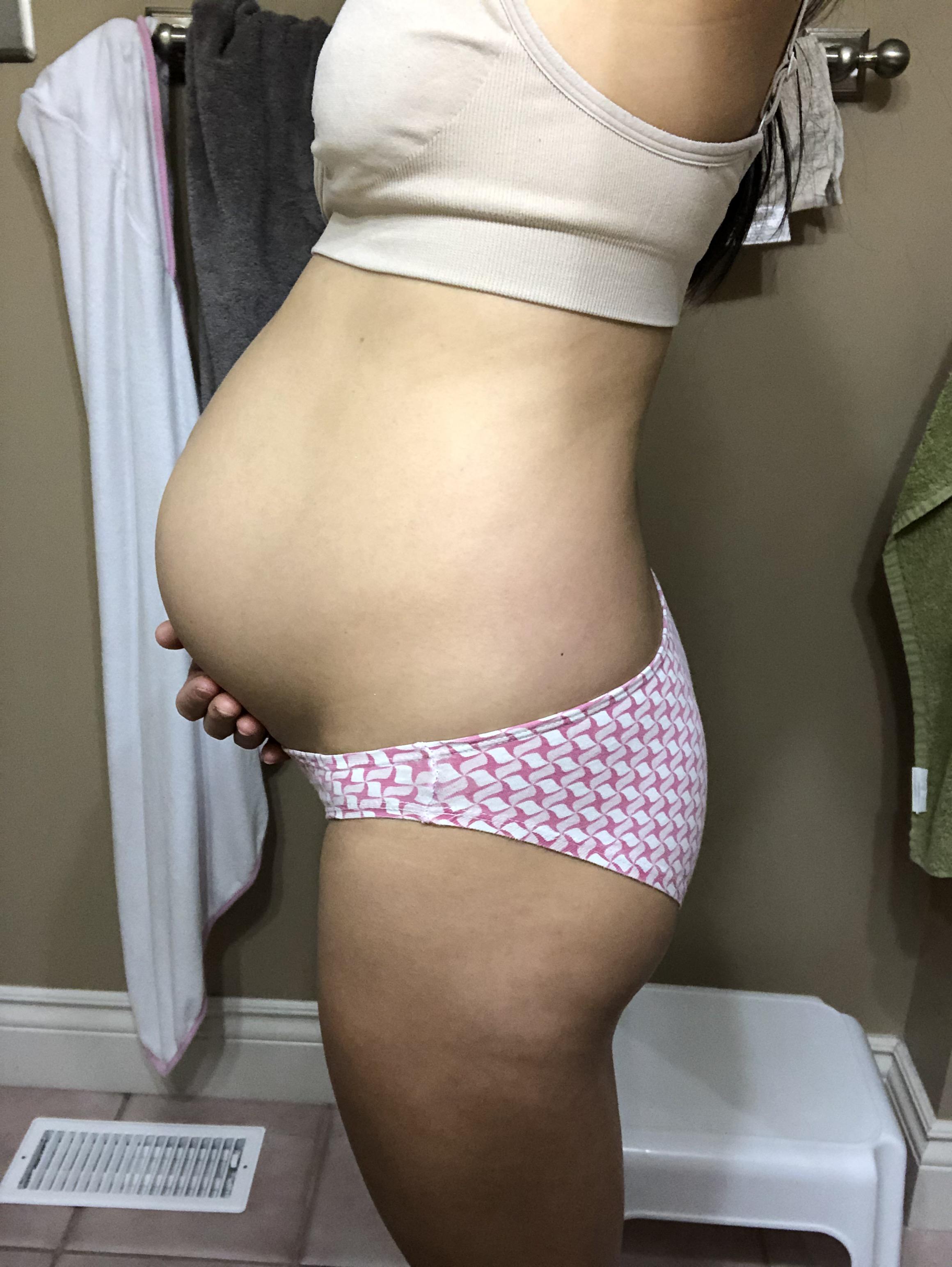 18 weeks. No boobs and no ass. Oh well image
